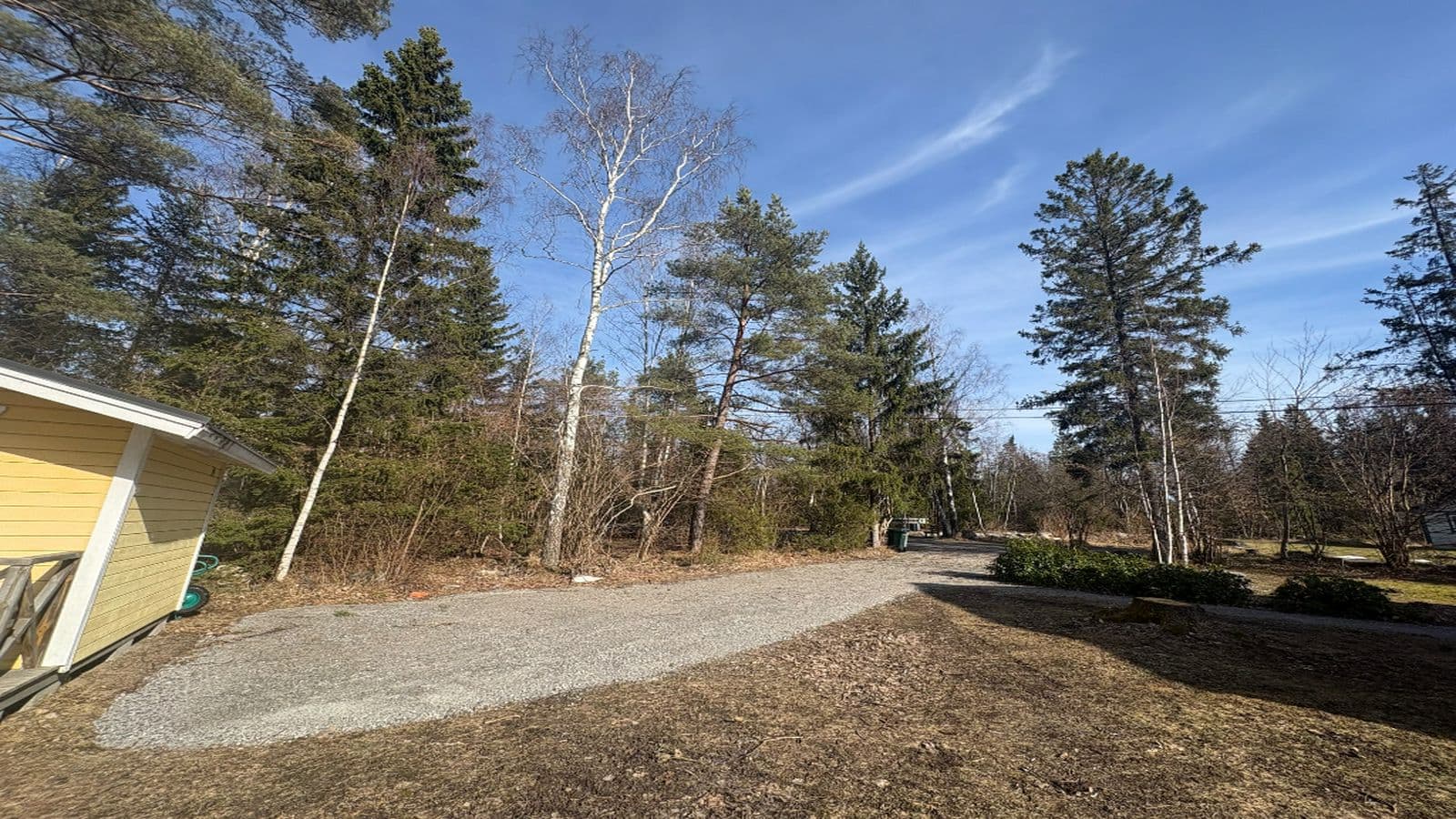 Rymlig plats på Blidö - Image 2